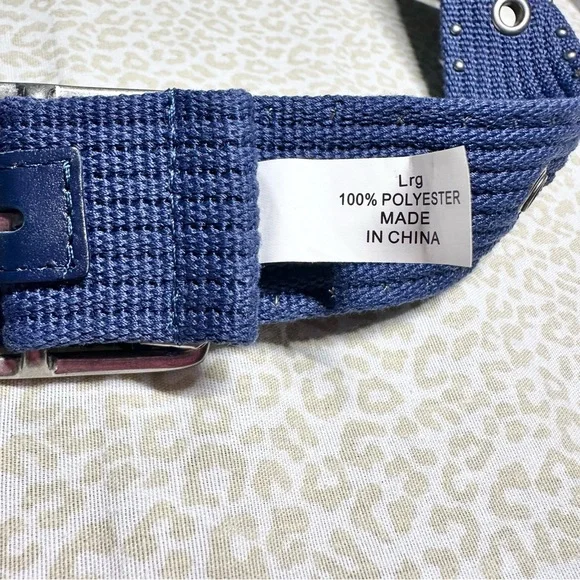 Coldwater Creek Y2K women's navy blue belt with grommets and rivots, canvas - Picture 4 of 4